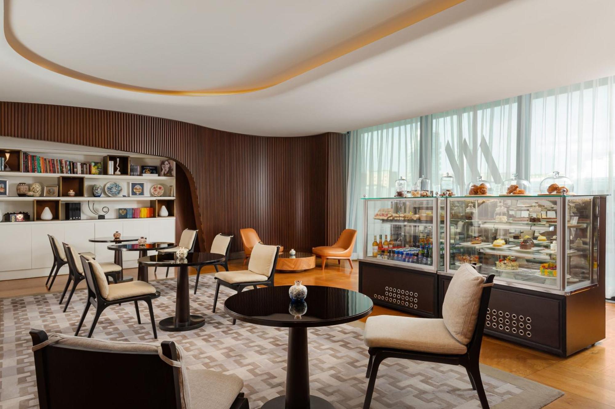 Baku Marriott Hotel Boulevard Ngoại thất bức ảnh The W Lounge at Kuala Lumpur International Airport