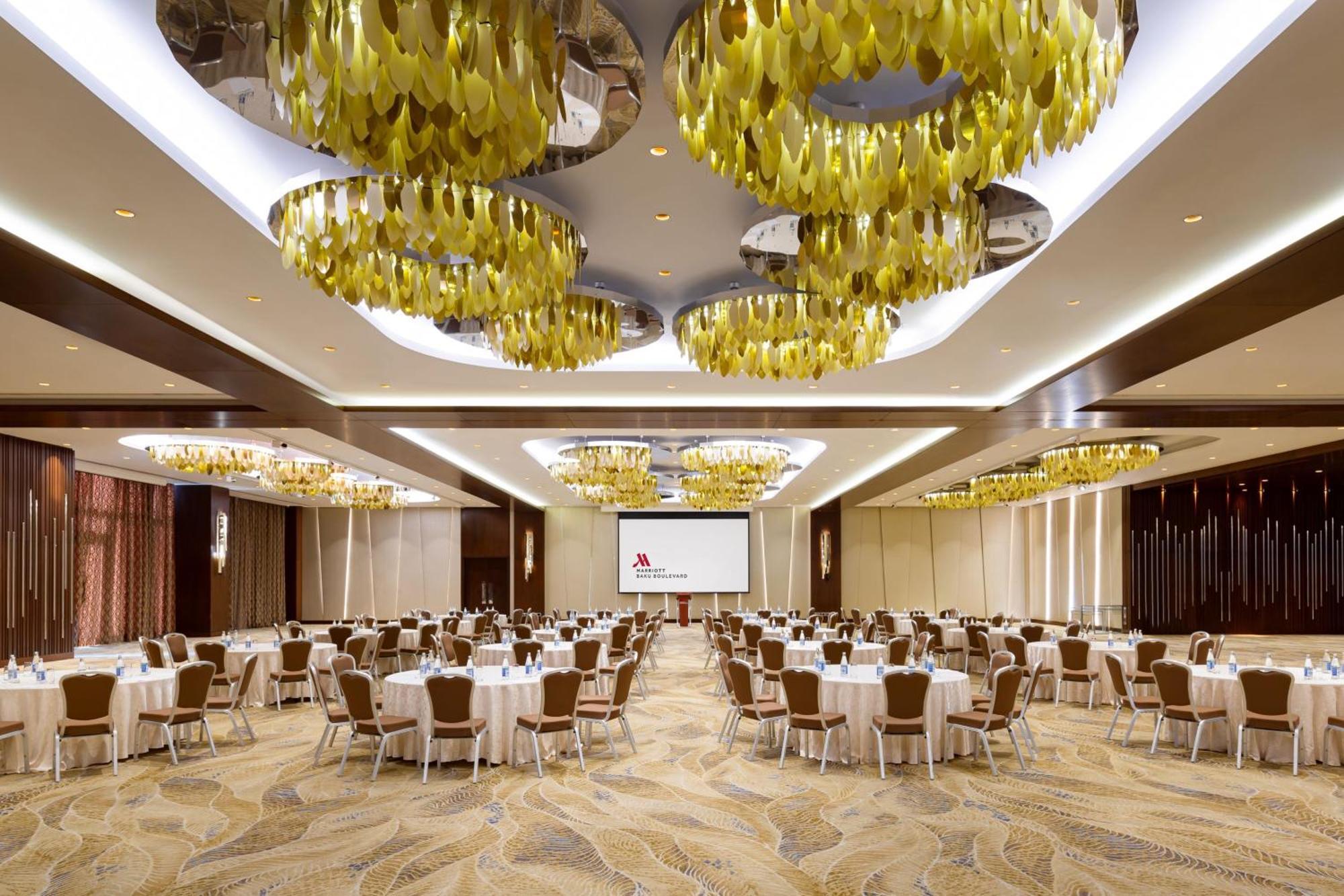 Baku Marriott Hotel Boulevard Ngoại thất bức ảnh The ballroom