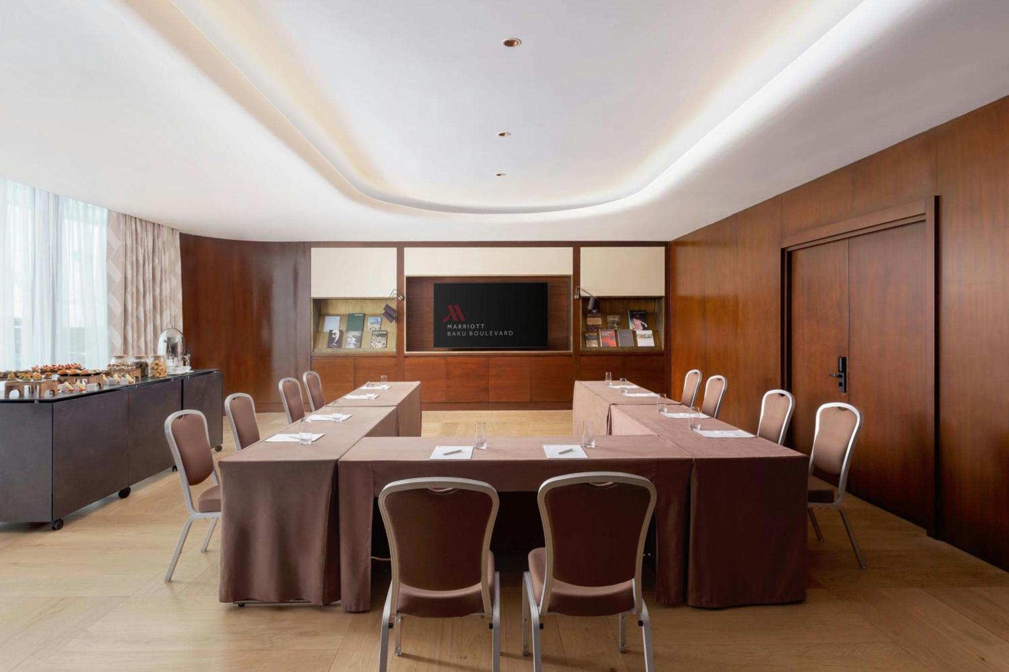 Baku Marriott Hotel Boulevard Ngoại thất bức ảnh Meeting room